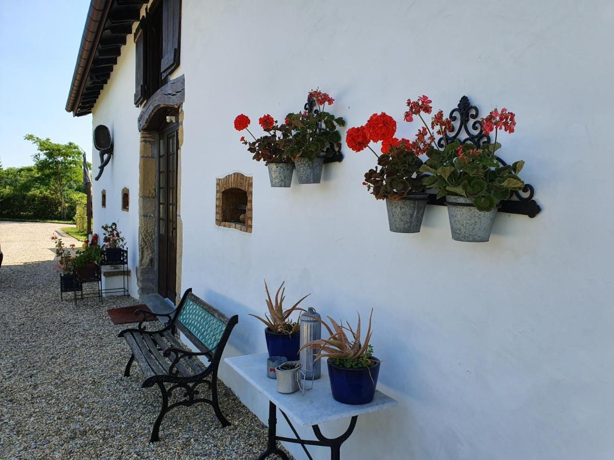 Domaine De Millox Bed & Breakfast Saint-André-de-Seignanx Exterior photo